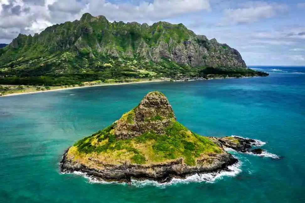 Kayaking & Hiking Chinamans Hat (Mokolii Island)